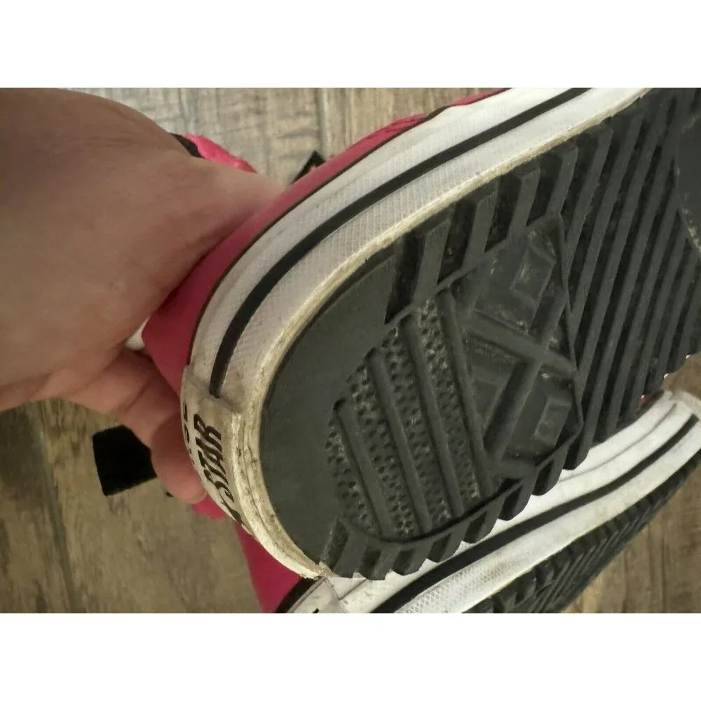 Converse Juniors Sz 3 Water Repellent Chuck Taylor All Star Boot HI 669334C Pink